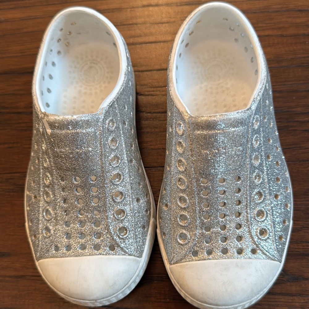 Native Kids Shoes in Silver and White